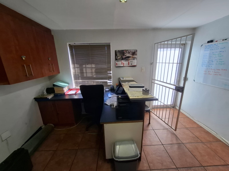 To Let Commercial Property for Rent in Stikland Industrial Western Cape